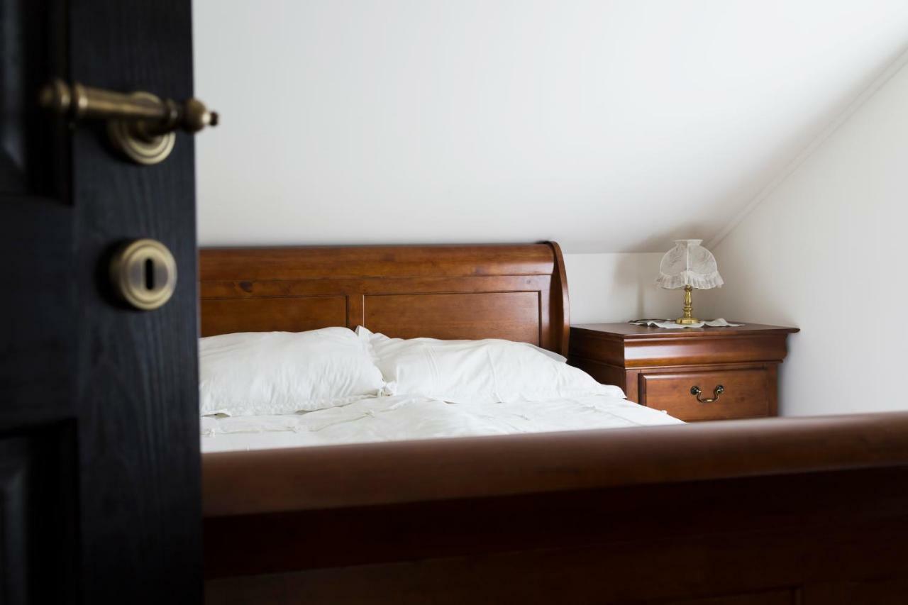 Guesthouse & Apartments Pri Stani Zerovnica Eksteriør bilde